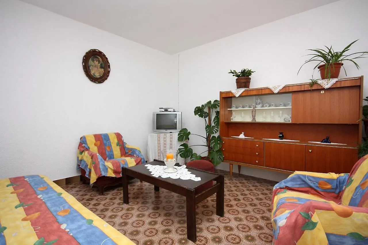 Apartments By The Sea Kampor, Rab - 5058  Kampor