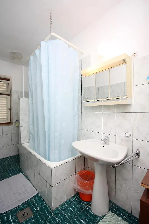 Apartments By The Sea Kampor, Rab - 5058 קרואטיה